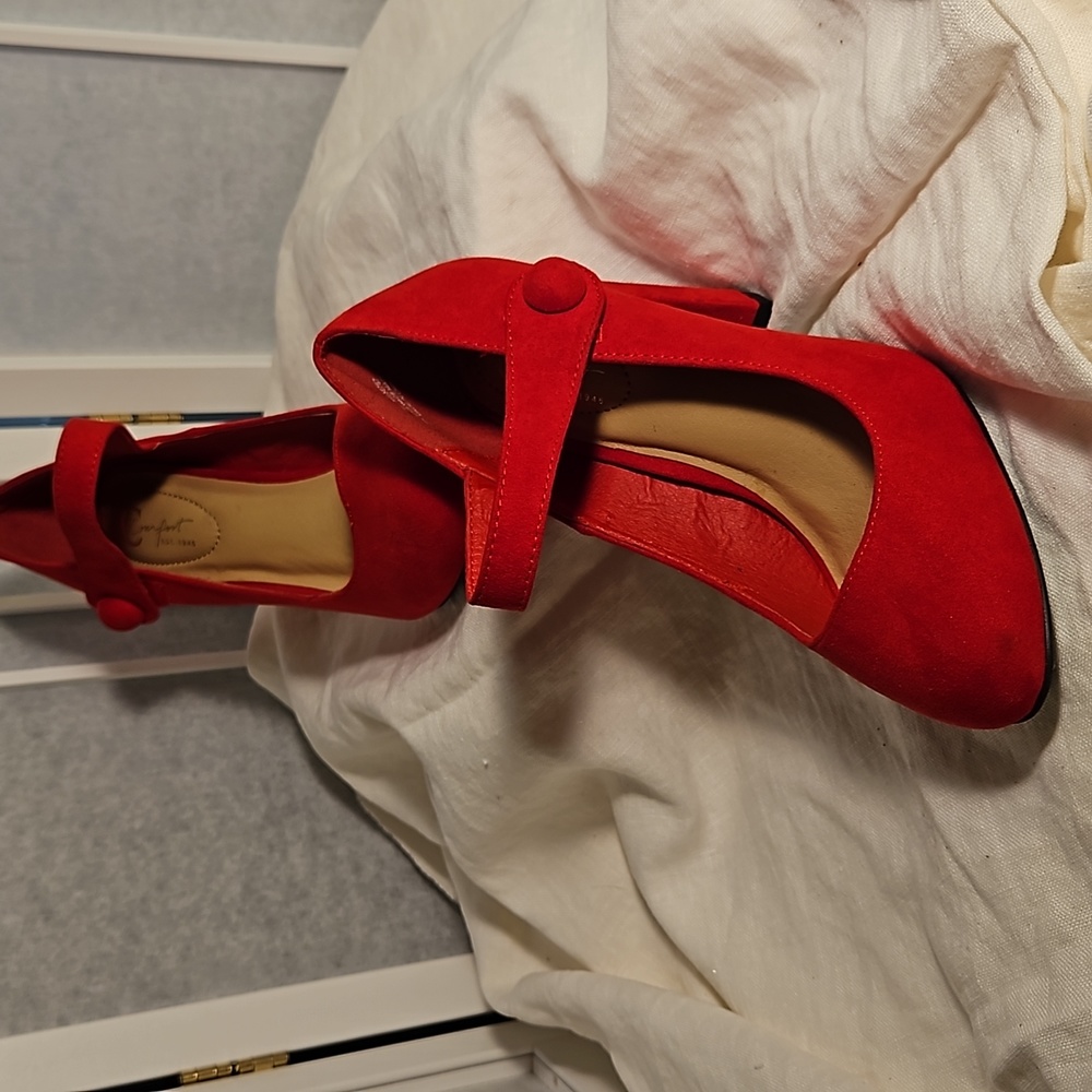 Comfort Heel Shoes size 7